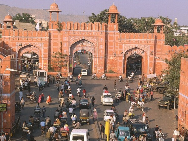 Integrating Creative Culture Clusters and Urban Development:&nbsp;Jaipur